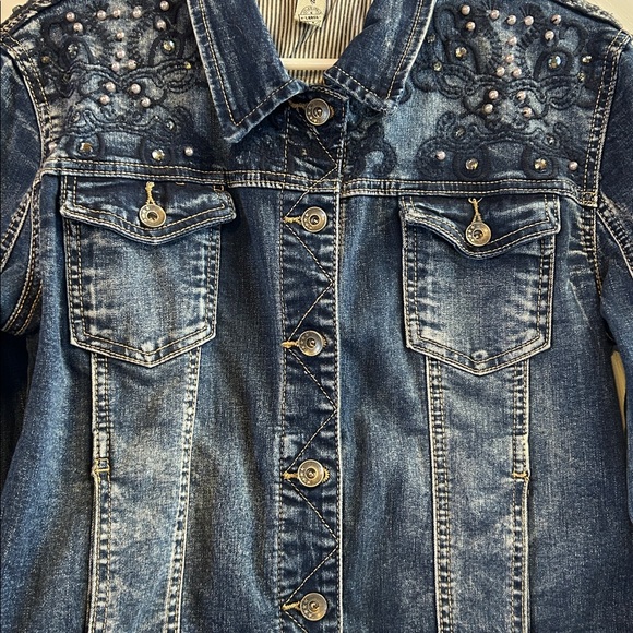 FEMME FATALE Pearl Embroidered Denim Jacket - Picture 3 of 16